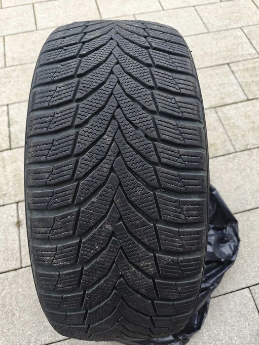 Komplet opon zimowych Nexen Winguard Sport 2 SUV 245/45 R19