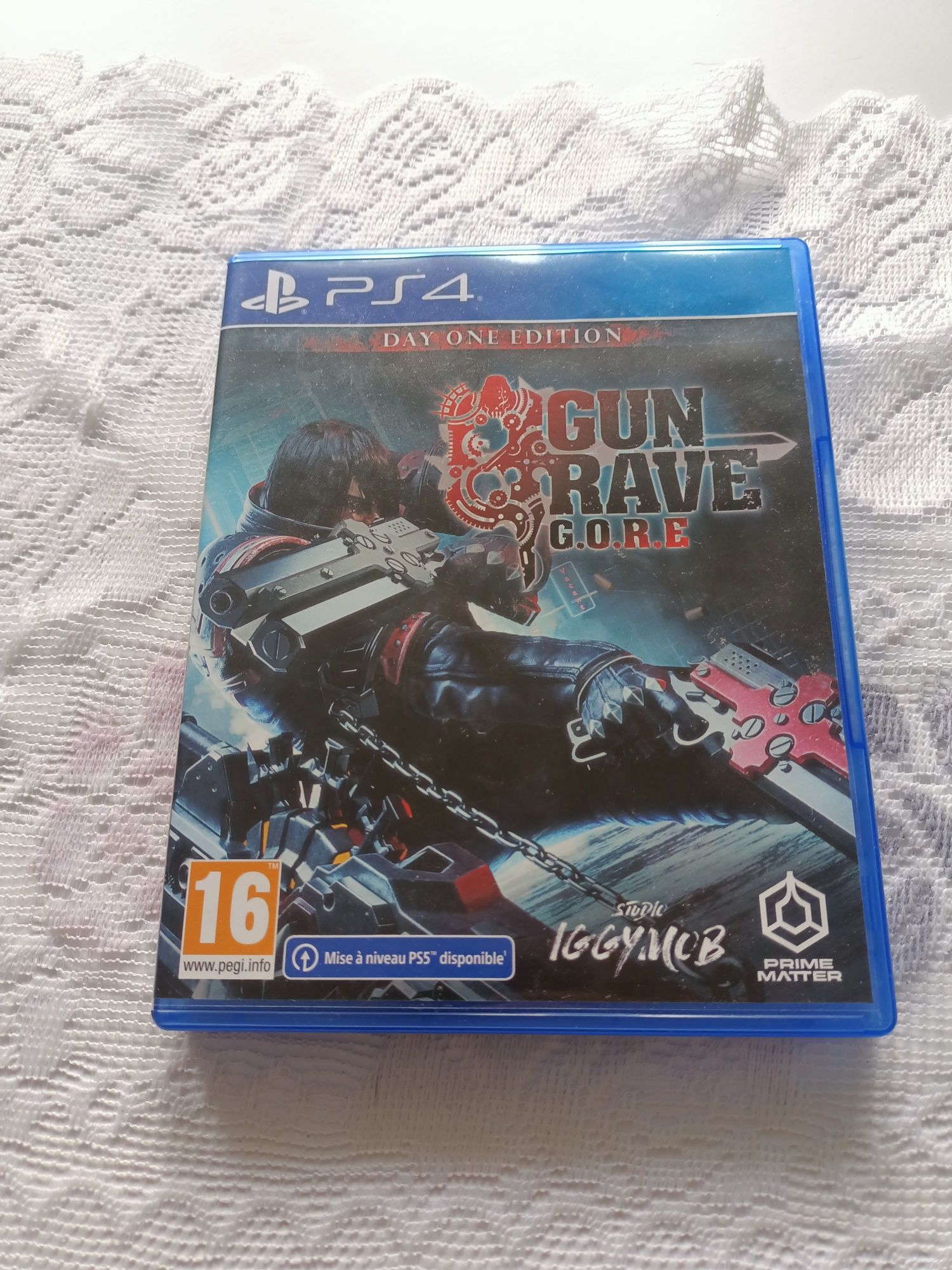 Gra na PS 4 prawie nie używana.