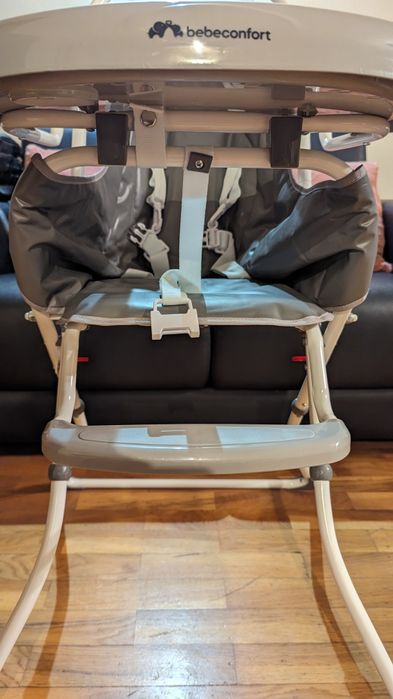 Cadeira refeição Bebe Confort como nova