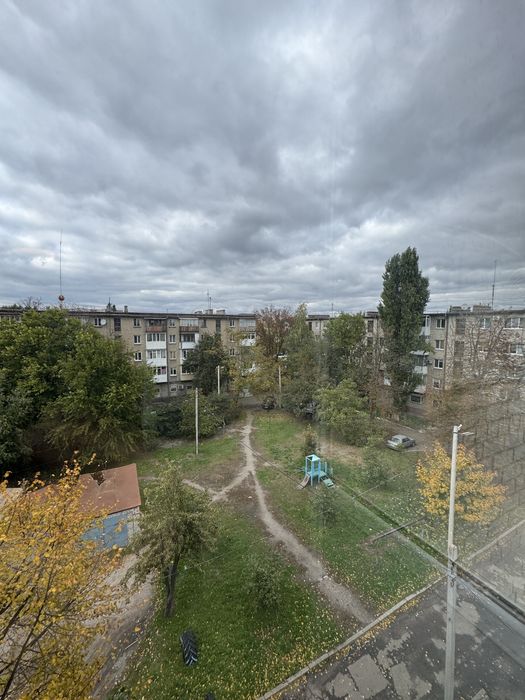 Оренда! 2-х кімнатна студія в ЦЕНТРІ. Новий ремонт, меблі, техніка!