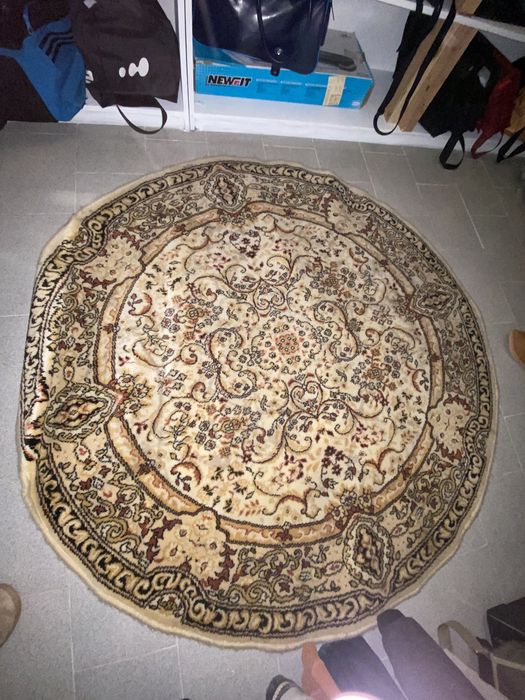 Tapete tipo  arraiolos