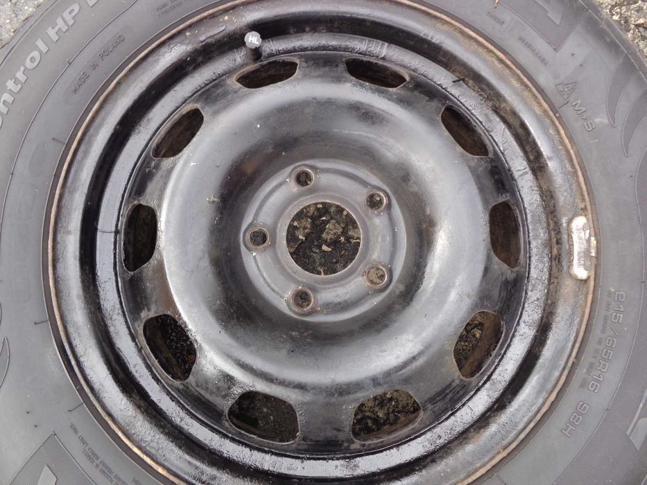 Felgi z oponami 16' Dacia Duster 5x114.3