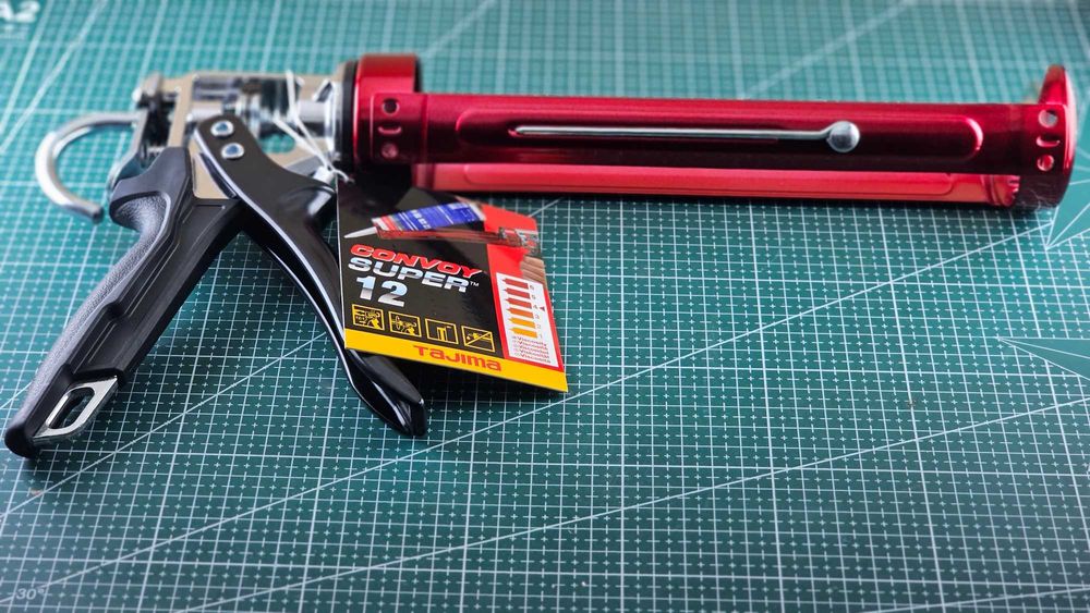 wyciskacz pistolet do silikonu 310ml Tajima Convoy Super 12:1