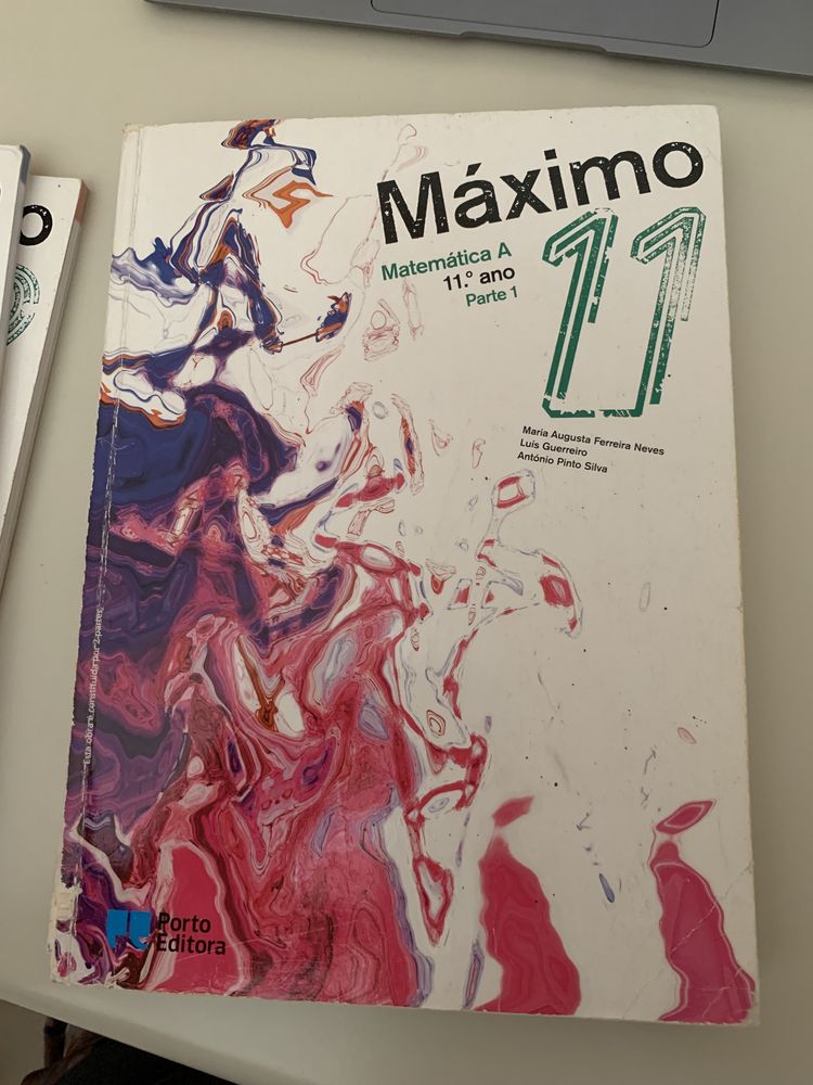 Máximo 11ºAno - Manual Escolar