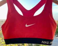 Спортивний топ Nike, розмір S