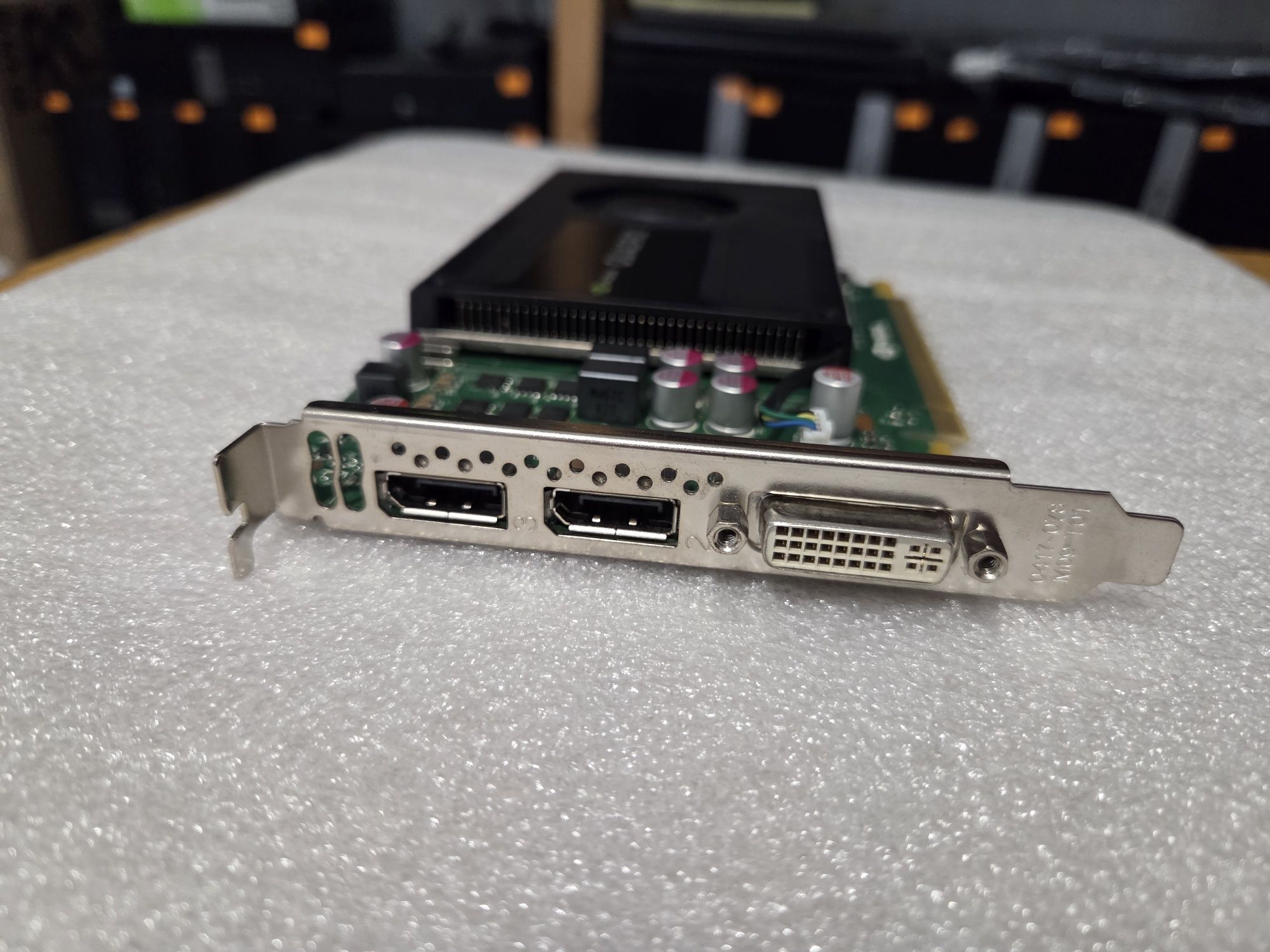 Професійна відеокарта Nvidia Quadro K2000 2Gb GDDR5 128Bit 384 CUDA