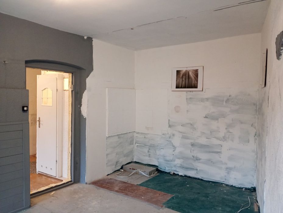 Mieszkanie Wałbrzych kawalerka bez pośredników, zadbany budynek