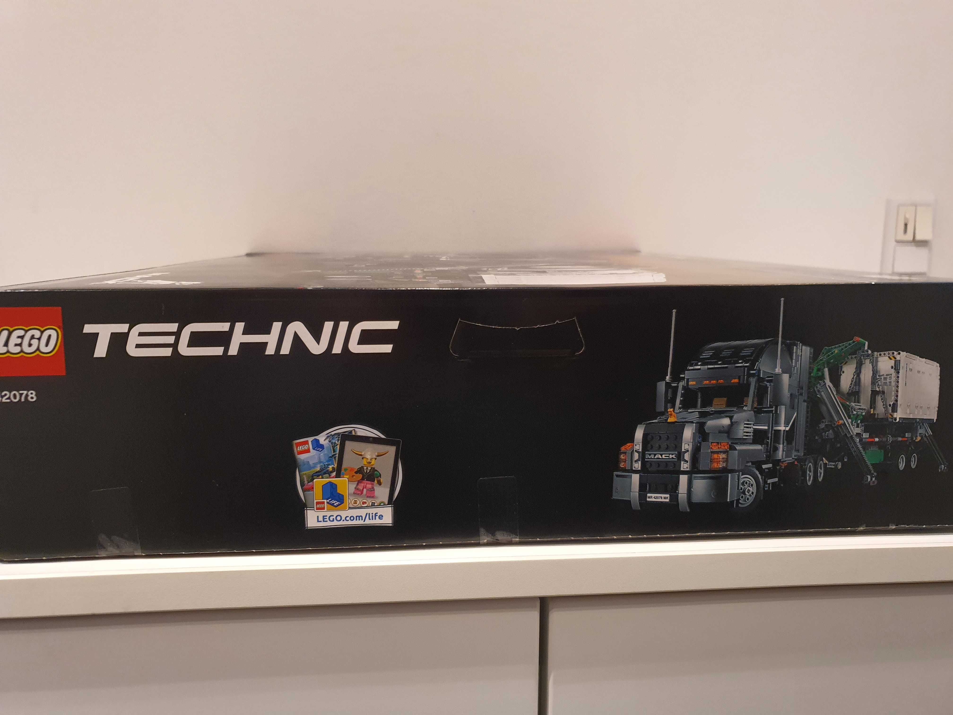 LEGO Technic 42078 - Mack Anthem