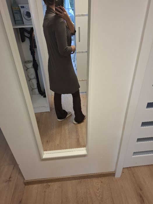 Narzutka kardigan sweterek khaki oversize dlugi rozmiar Uniwersalny