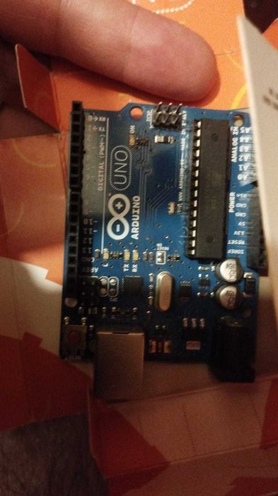 Arduino UNO (new)64551901981569121