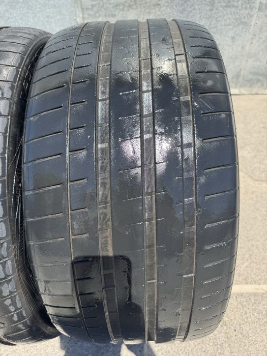 Vredestein 295/35/21 R21 шини літні пара