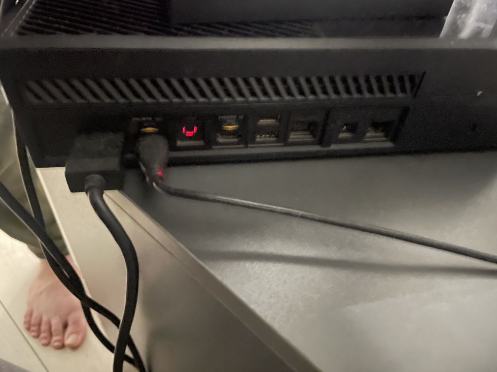 Продам Xbox one 500gb або обмін на модель нижче