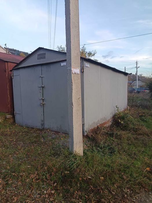 Продаж окремого гаража під легкове авто