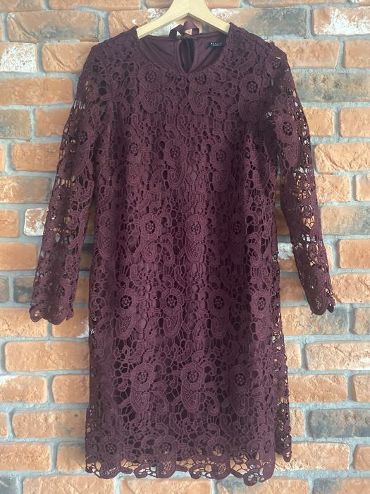 Sukienka koronkowa Mohito