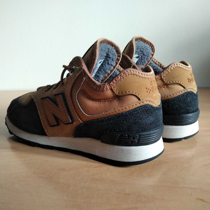 Buty dziecięce NEW BALANCE GV574HXG skóra zamsz roz.eu-32