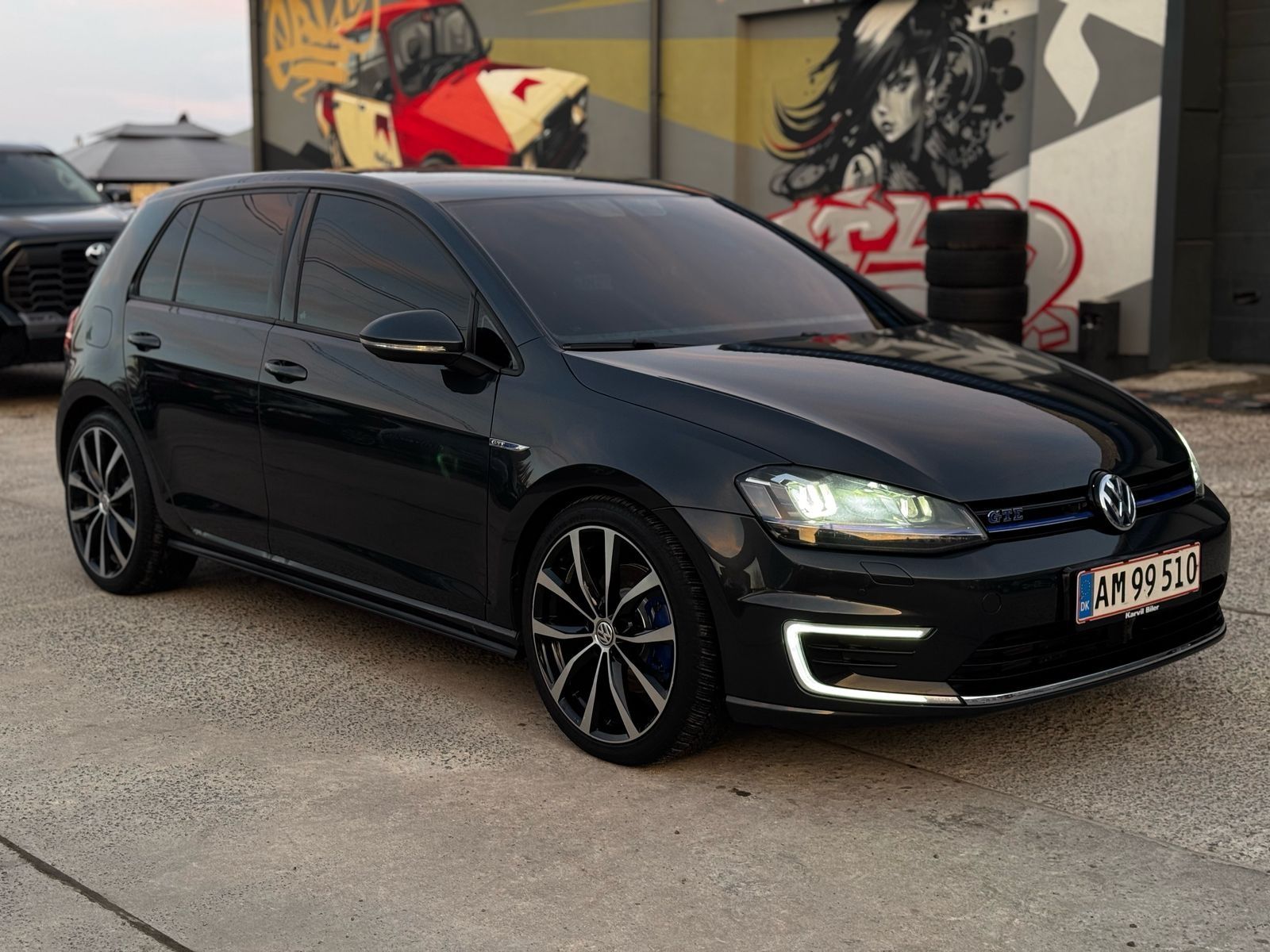 VOLKSWAGEN GOLF плагін гібрид 2015 рік