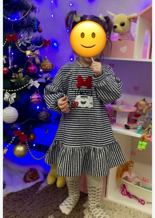 Дві сукні на дівчинку