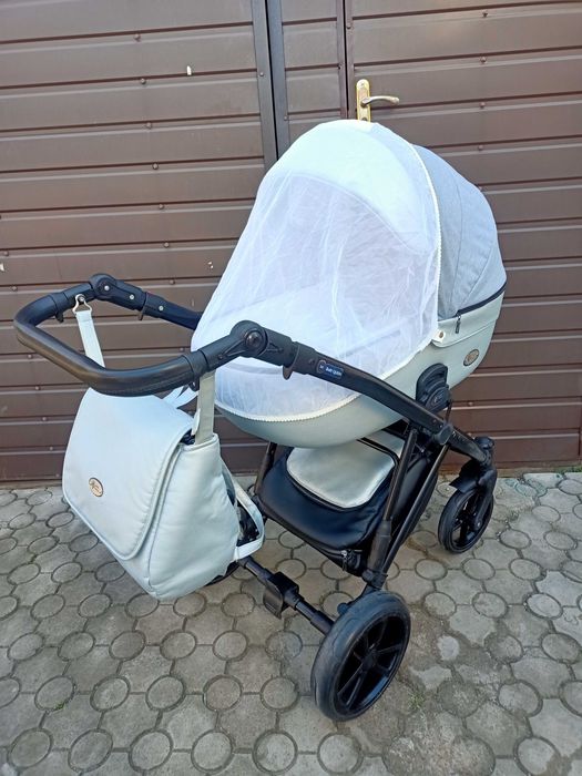 Продам коляску 2 в 1 Baby Pram в ідеальному стані