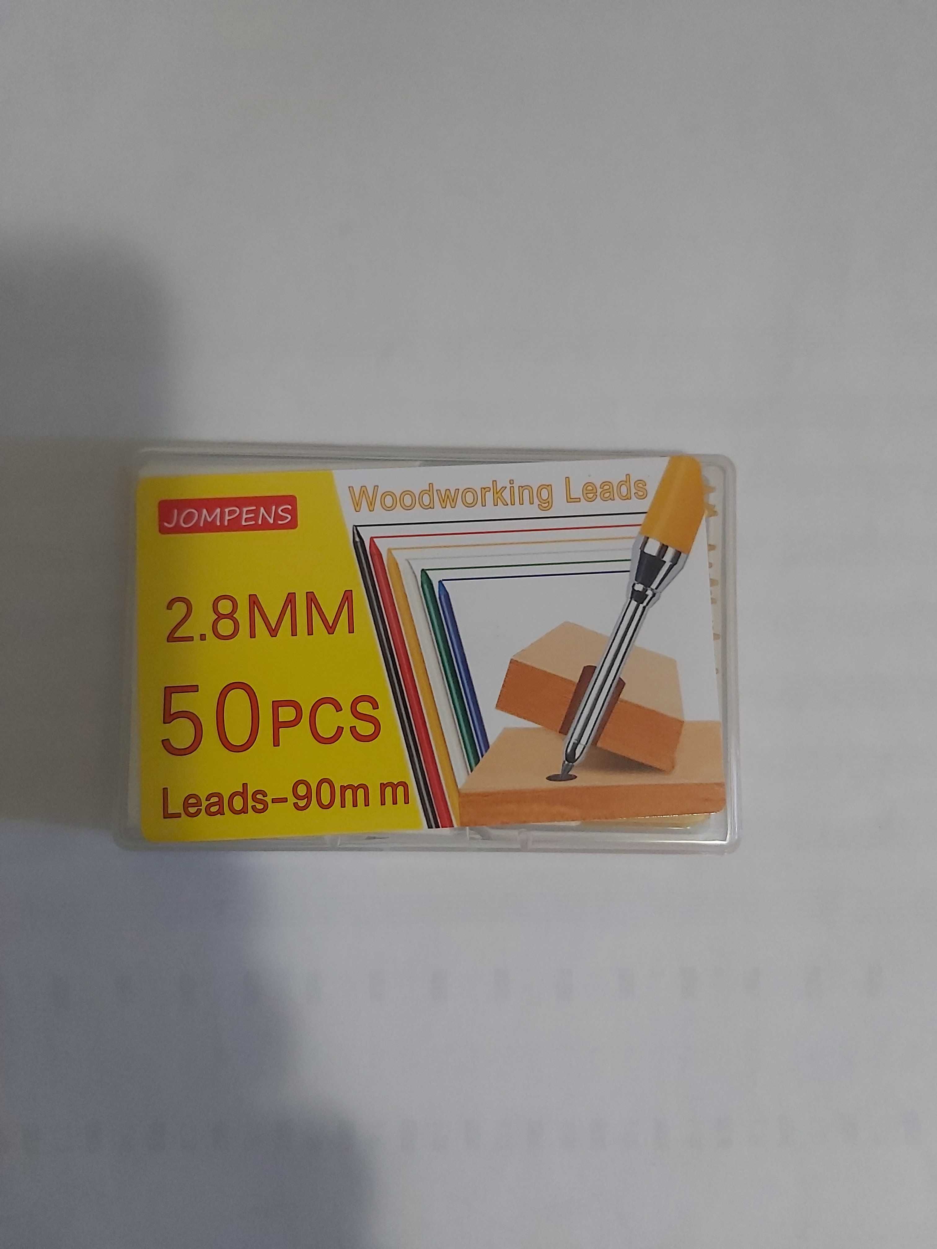 Lapiseira de 2.8mm com minas amarelas