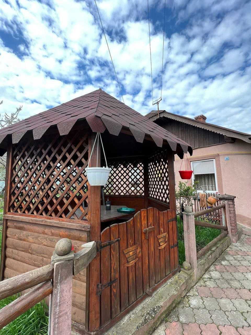 Продається будинок у селі Березівка біля Івано-Франківська