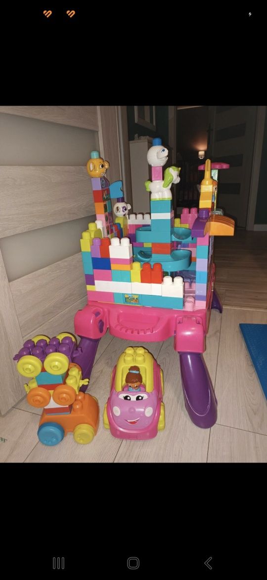 Stolik mega bloks+klocki mix+auta
Mix klocków mega bloks  stolik mega