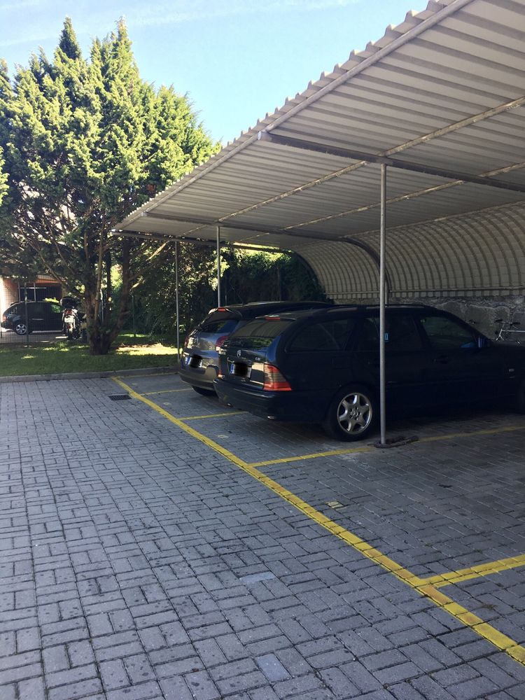 Lugar de Garagem - Ramalde / Aldoar / Porto / R. Antunes Guimarães