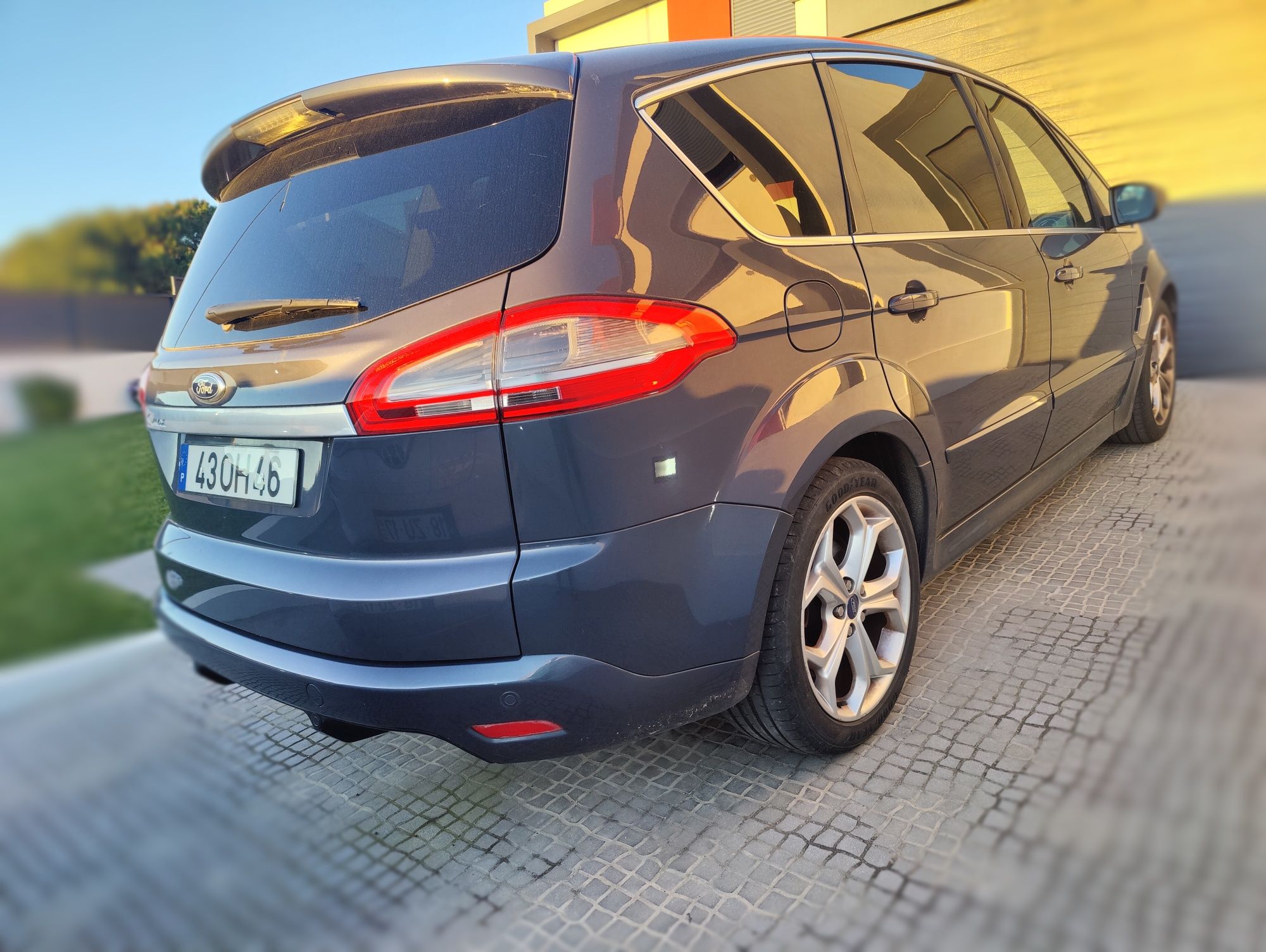 Ford S-MAX Titanium S