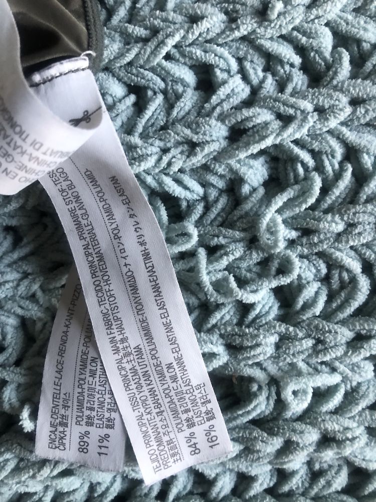 Khaki body bielizniane oisho super sie prezentuje impreza