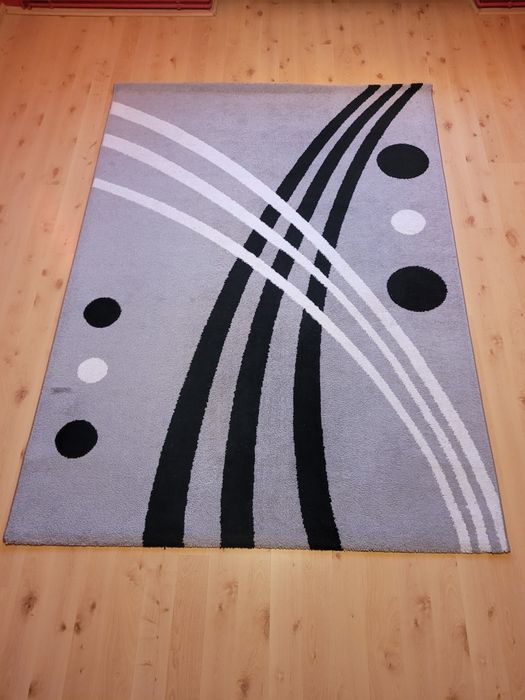 Sprzedam Dywan, Chodnik  widoczny na zdjęciu