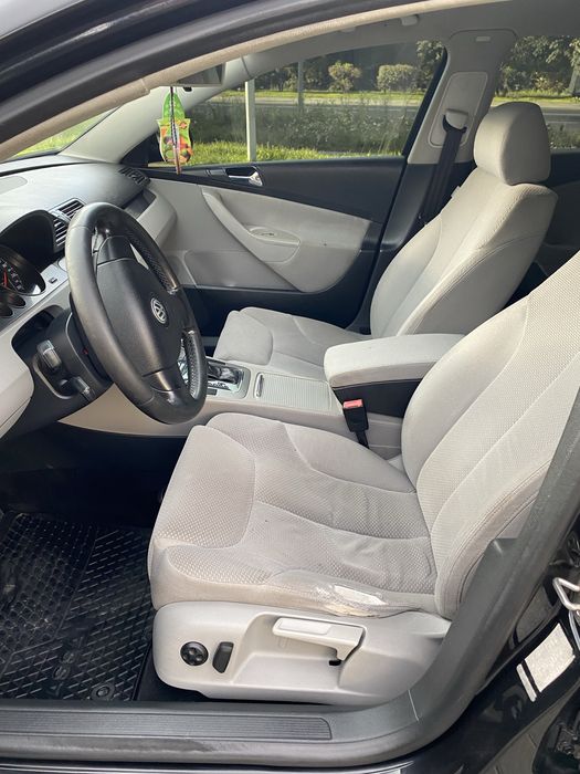 Volkswagen Passat B6 2.0 FSI • 2006 рік • Автомат