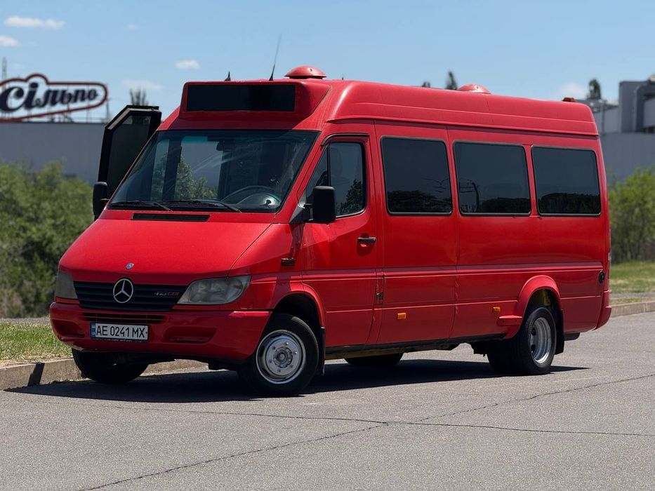 Mercedes-Benz Sprinter 413