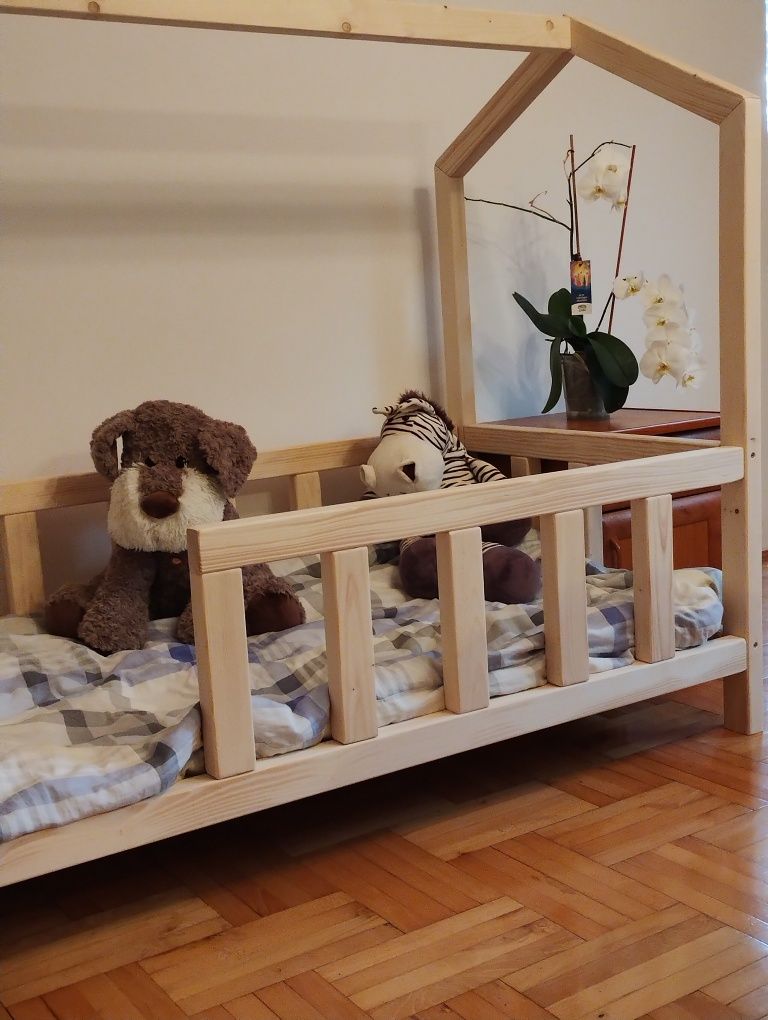 Łóżko Drewniane Domek Lite Drewno