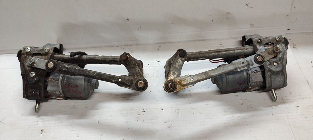 Silnik mechanizm wycieraczek lewy prawy komplet seat Leon Altea