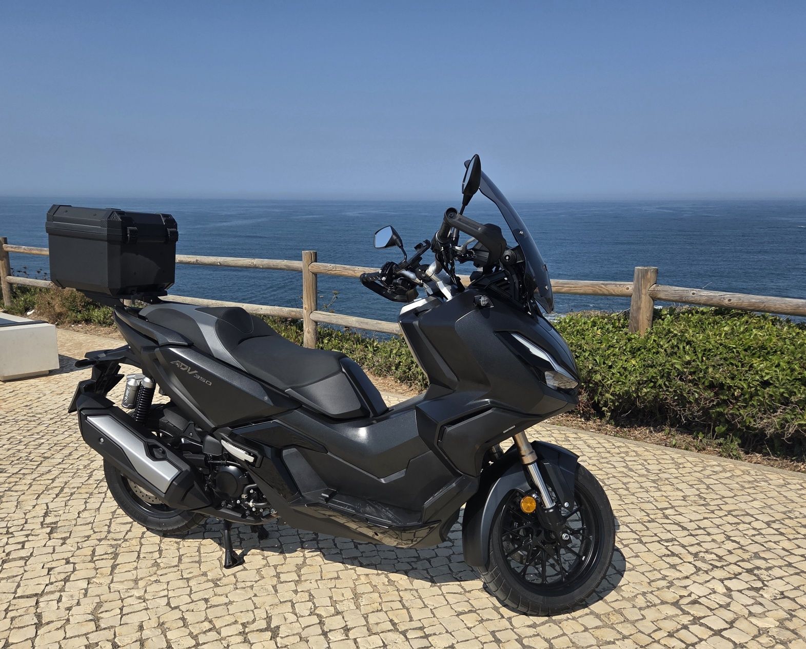 Honda ADV 350 Ano 2024