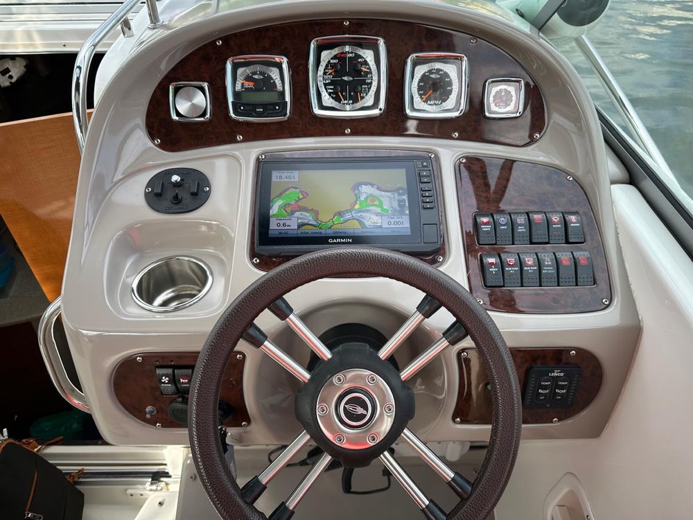 Łódź motorowa Chaparral 270 Signature 8.1 MerCruiser