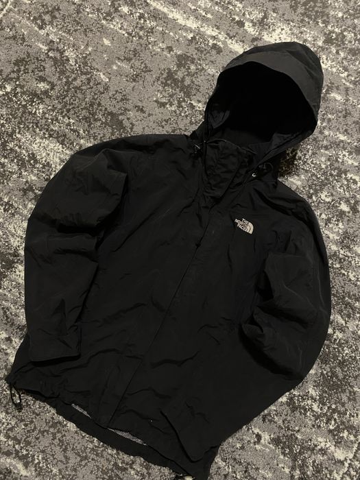 Куртка ветровка The North Face M розмір чорного кольору