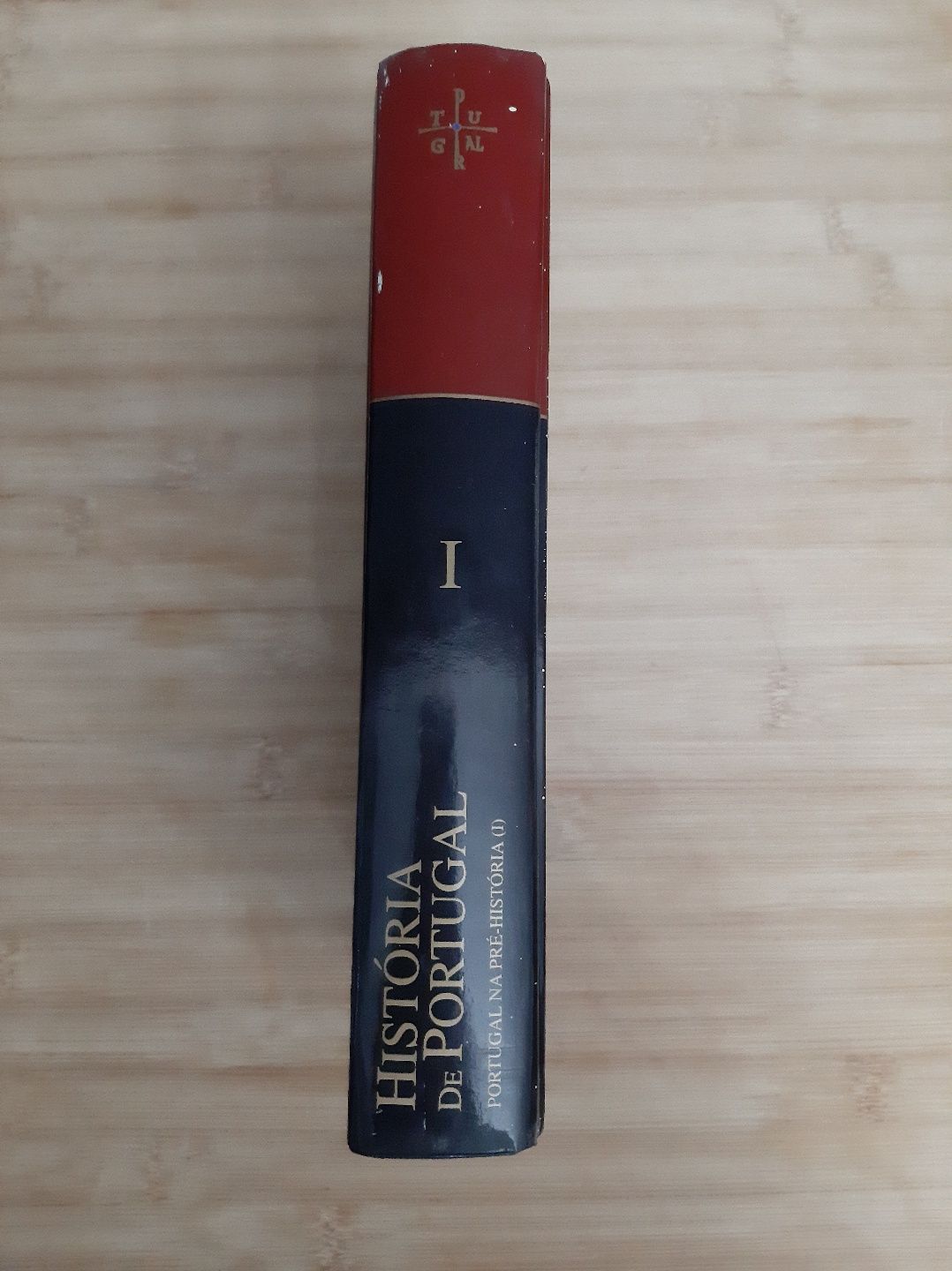 Livro " História de Portugal " volume 1