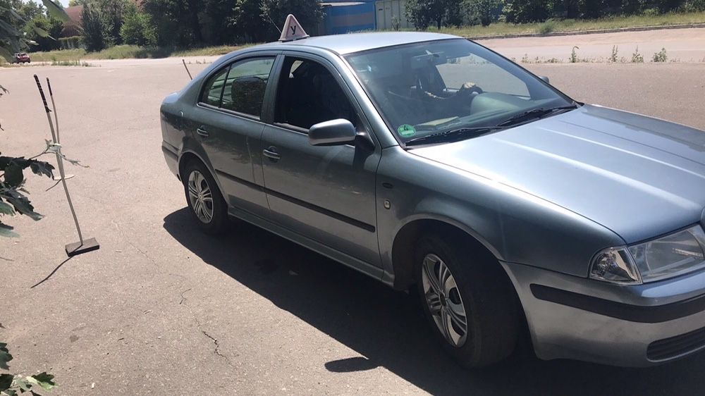 Уроки вождения.850грн.-1,5 часа.Инструктор по вождению.Автоинструктор.