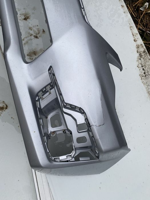 Передній бампер Subaru Impreza 57704FJ050