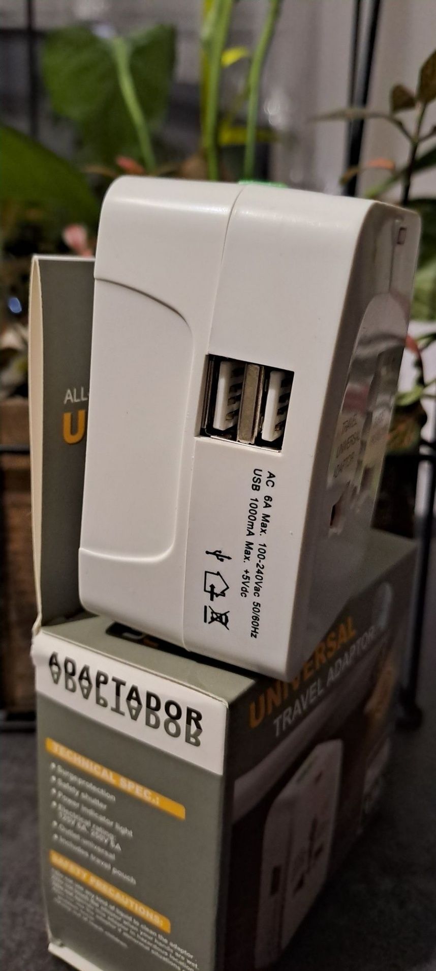 Przejściówka adapter UK EU USA z USB nowy