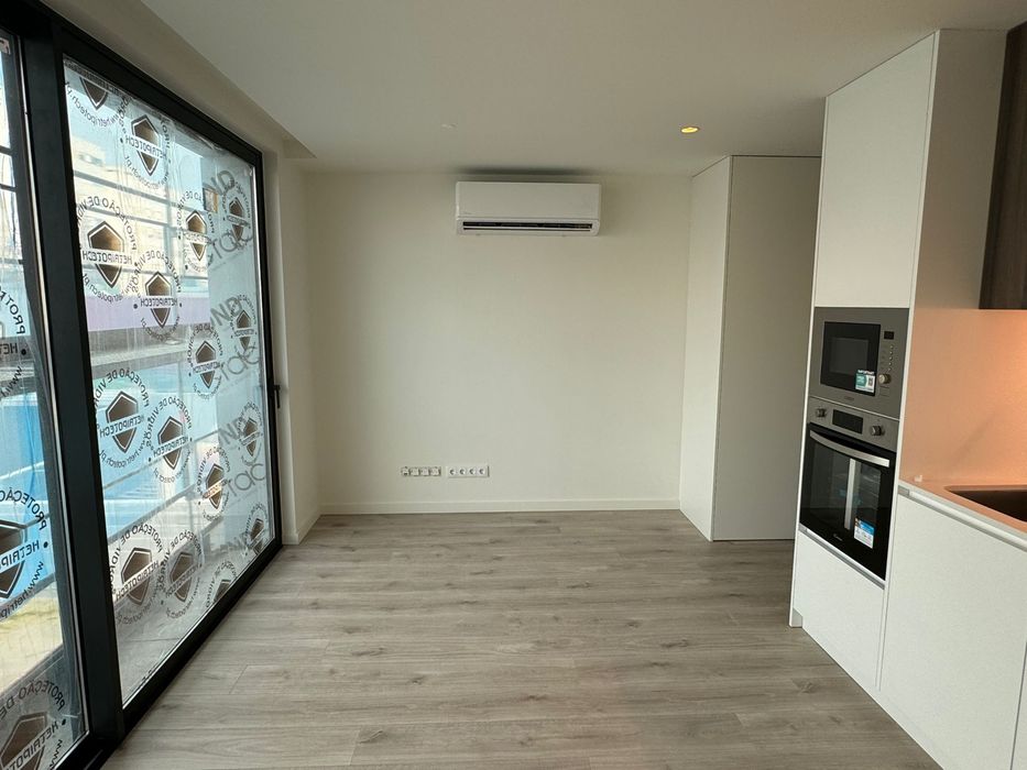 Apartamento T0+1 Caulinos Residences