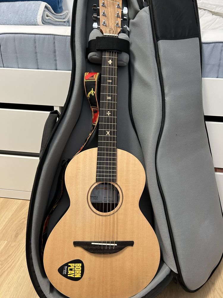 Guitarra Sheeran lowden (ESQUERDINO)