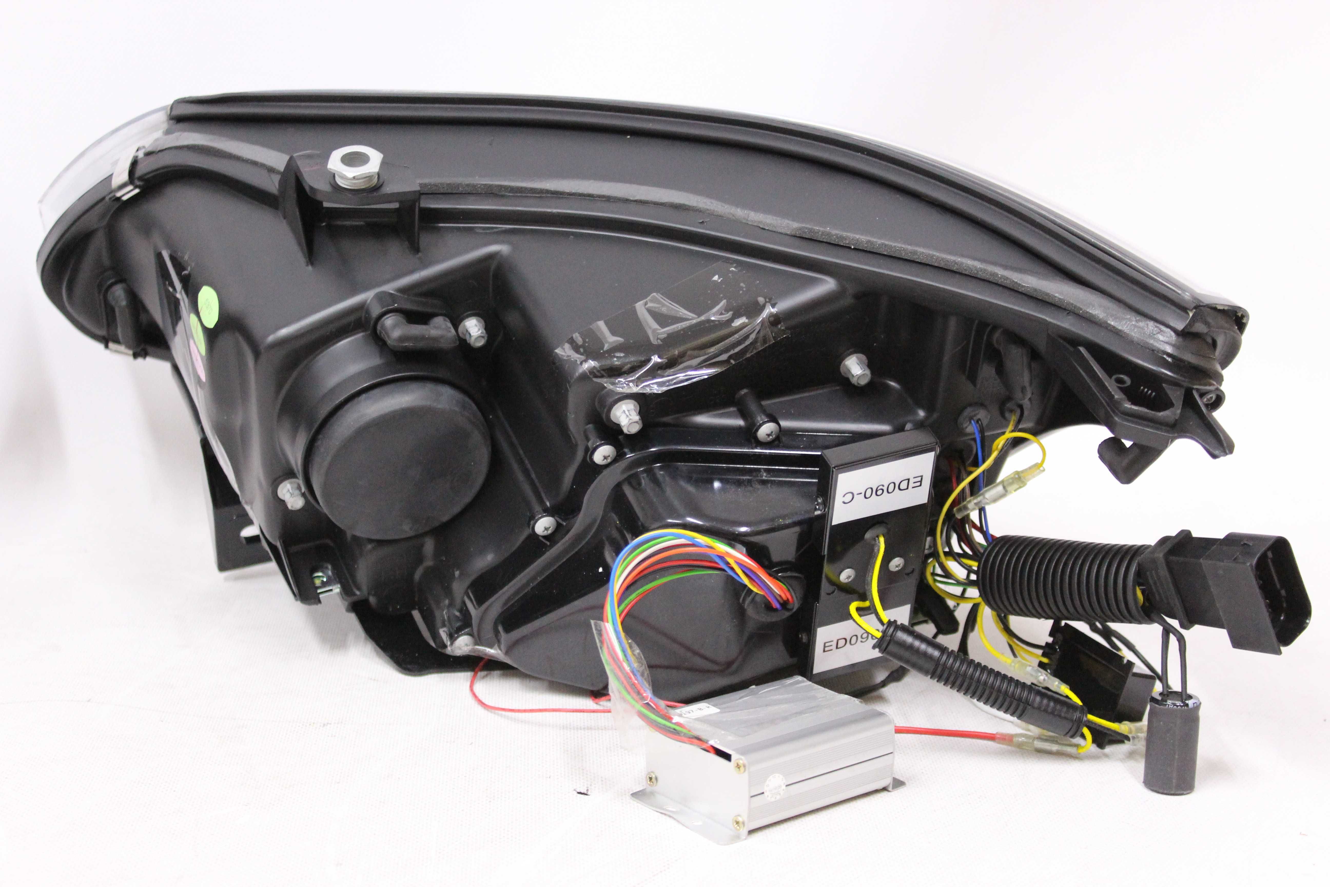 Lampy przednie przód BMW E60 E61 08-10 LCI LIFT Xenon Skrętne AFS RING