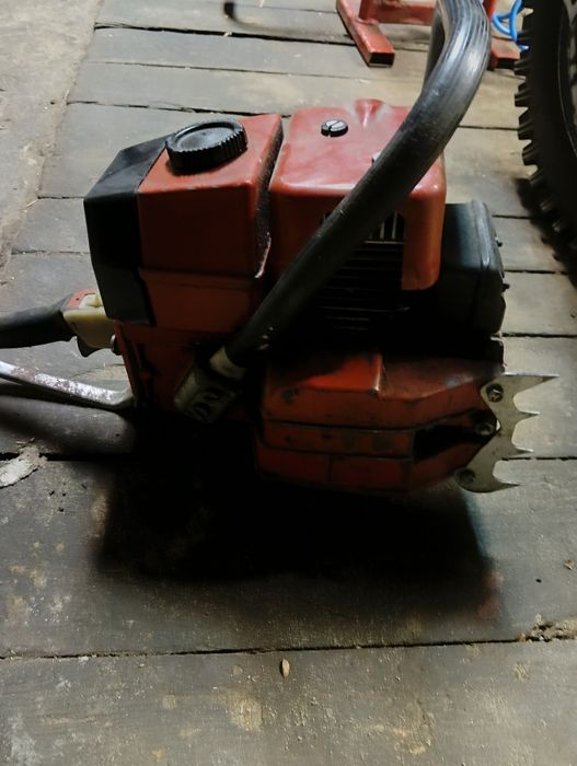 Sprzedam piłę spalinową