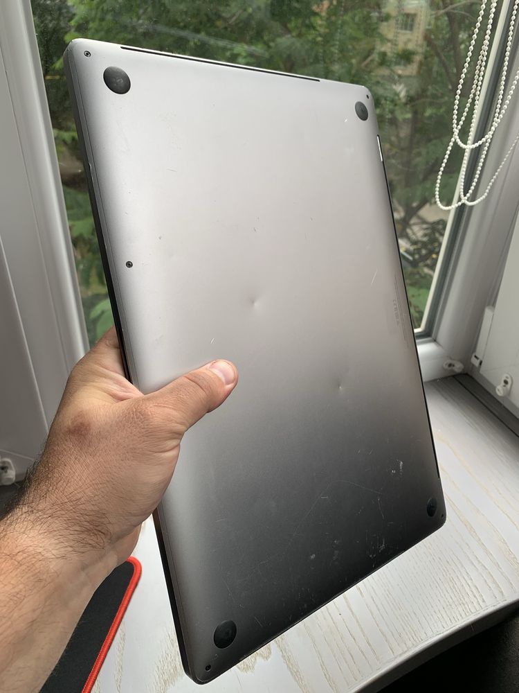 Macbook Pro 16 2019 i7-2.6GHz | 16Gb | 512ssd MDM Bypass