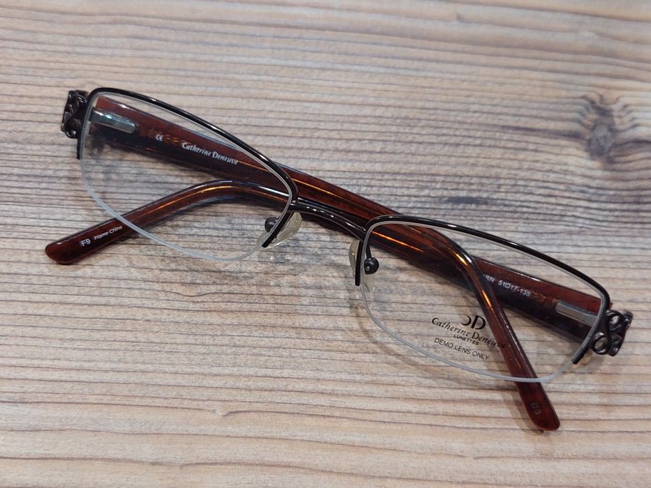 Женские оправы с ажурными вставками CD 252 от Catherine Deneuve!