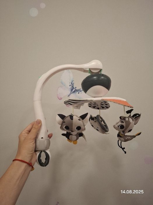 Мобіль tiny love лісова галявина чорно білий