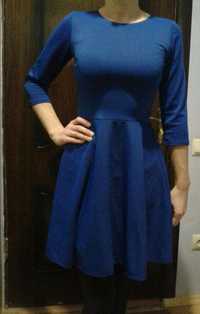 плаття синього кольору