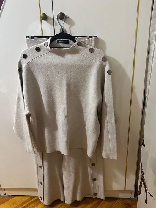 Модный теплый костюм