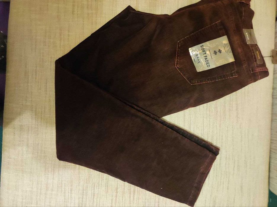 Брюкі жіночі  велюрові нові розмір W36L32  фірми BRAX  нові